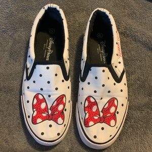 Disney Parks Minnie Mouse Vans style